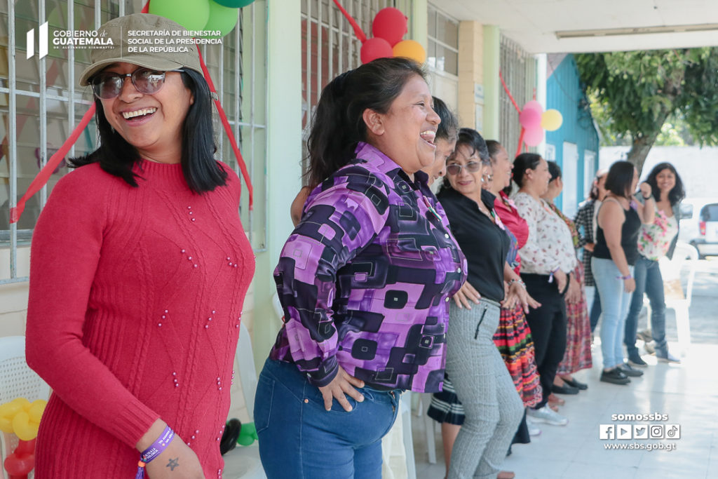 Hay que moverse y eso lo saben las madres del Centro de Educación Especial Álida España.