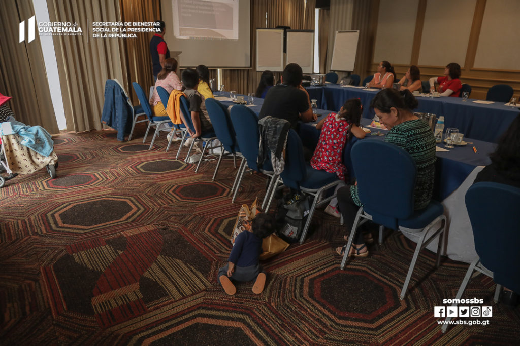 SBS - Protección - Reunión - Familias de Acogimiento Temporal - 25