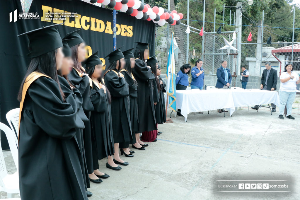 Graduación de Academia del Éxito - Gorriones 14 - Cintillo