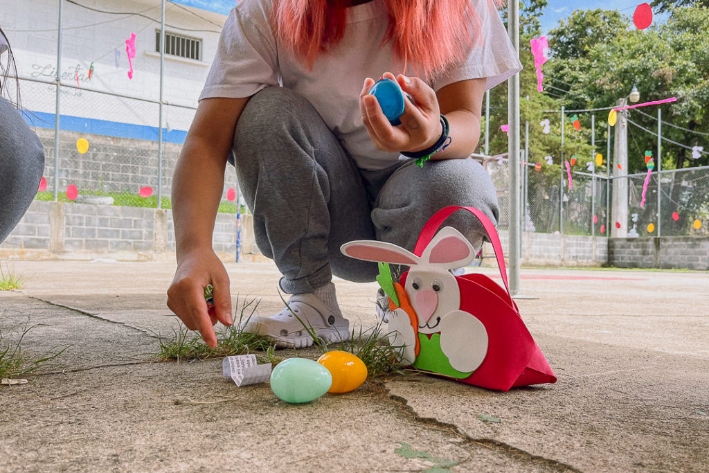 SBS - Reinserción - Gorriones - Busqueda de Huevos de Pascua - 11